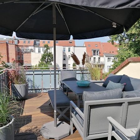 Townhouse Altstadt Wismar Upper Apartment Mit Zwei Terrassen Luaran gambar
